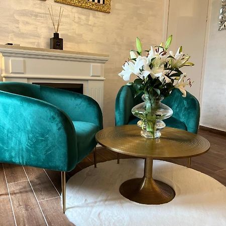 La Dolce Vita Luxury II Apartments With Best Free Private Parking In Center Pula Extérieur photo