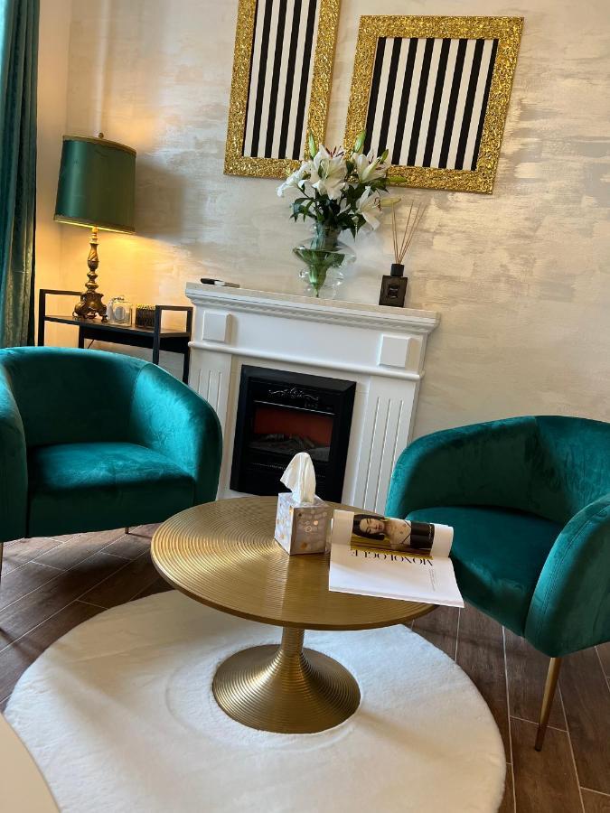 La Dolce Vita Luxury II Apartments With Best Free Private Parking In Center Pula Extérieur photo